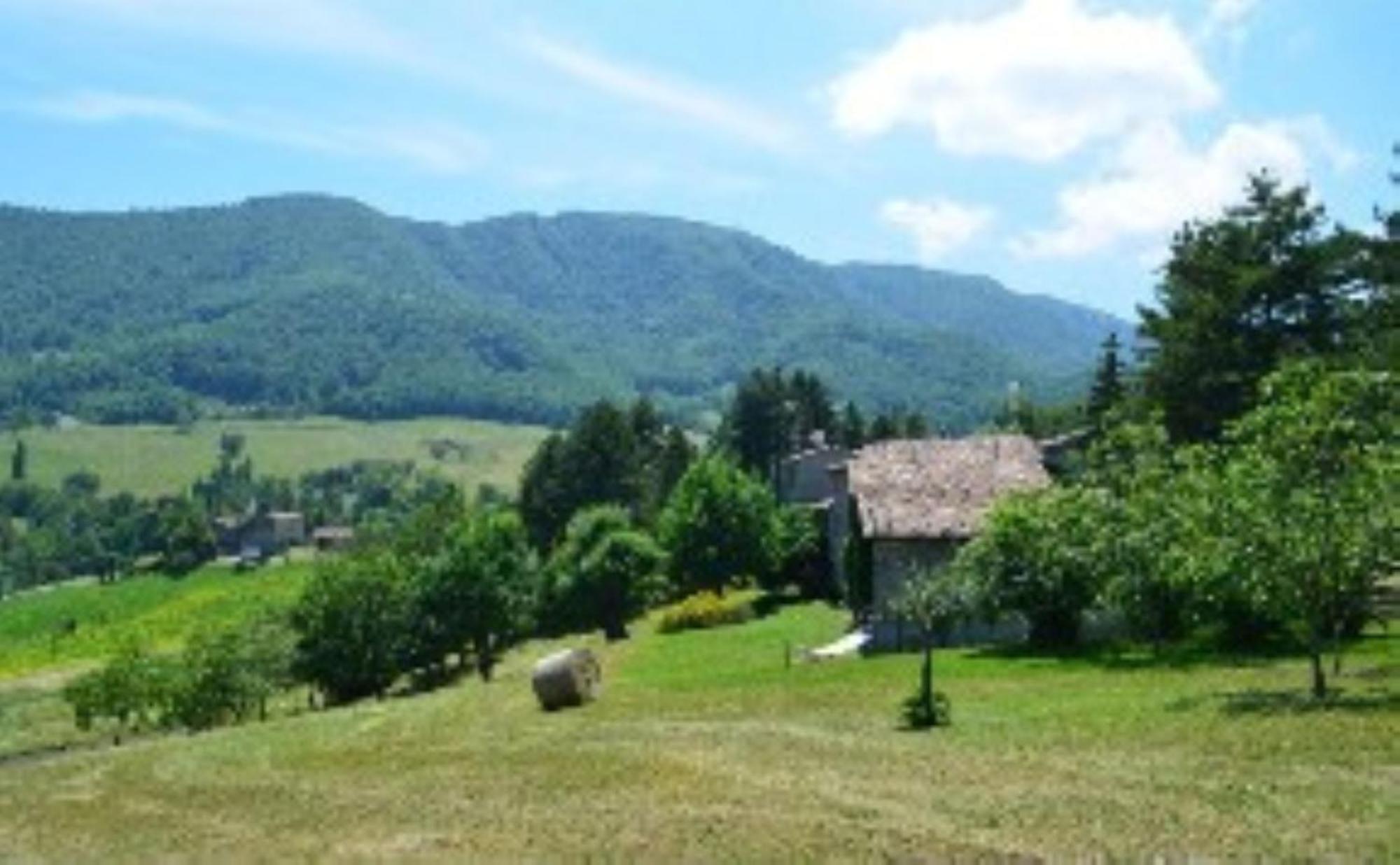 La Corte Bonomini Panzió Neviano degli Arduini Kültér fotó