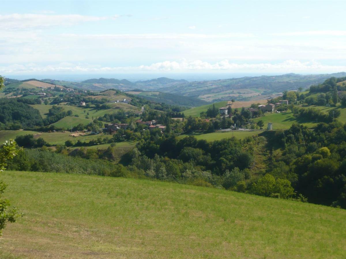 La Corte Bonomini Panzió Neviano degli Arduini Kültér fotó