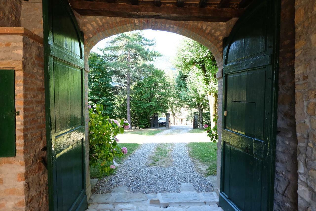 La Corte Bonomini Panzió Neviano degli Arduini Kültér fotó